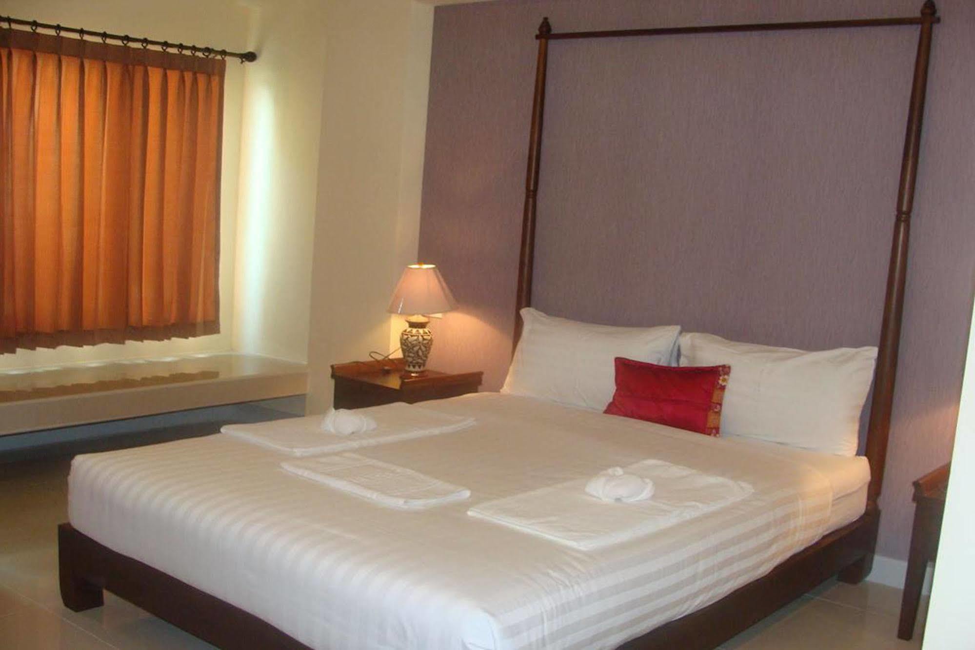 Chivapuri Residence Bangsaen Csonburi Kültér fotó
